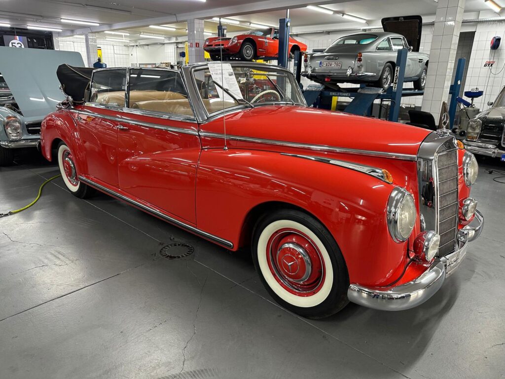 1953 Mercedes-Benz Adenauer Cabriolet